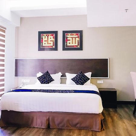 Greystone Midaris Hotel Kuala Lumpur Exterior photo